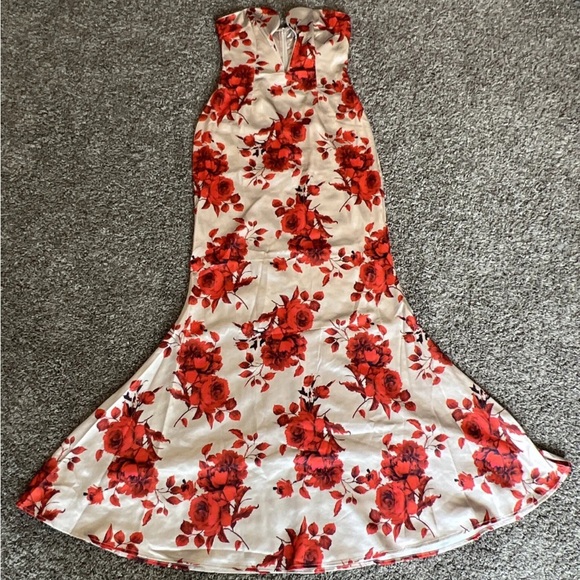 new Sexy & Stunning Club L London Champagne Floral Dress Size 4 (Small) Revolve - Picture 5 of 5